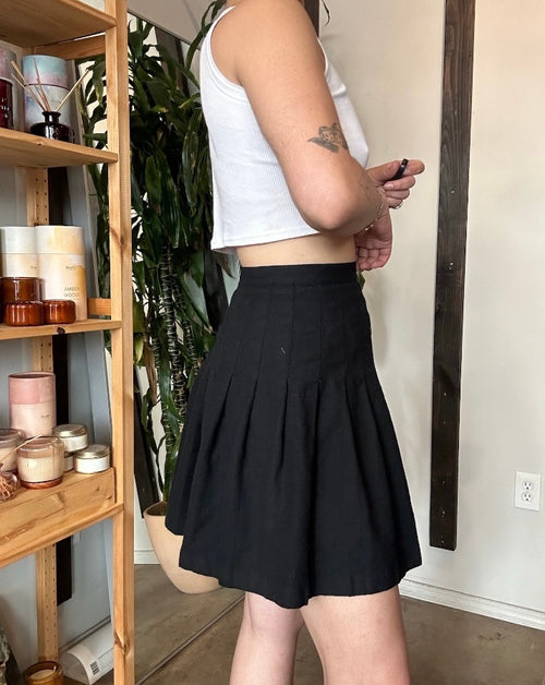 Vintage Black Pleated Mini Skirt