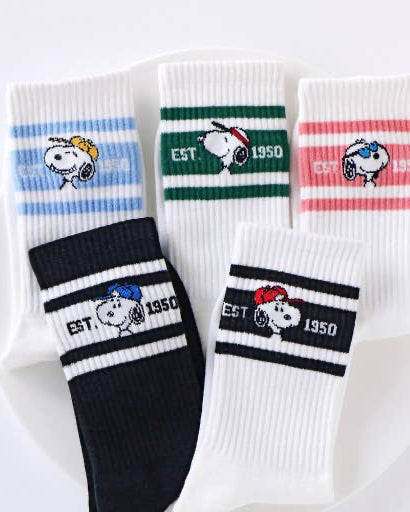 Snoopy Sports Crew Ankle Socks : Sky Line